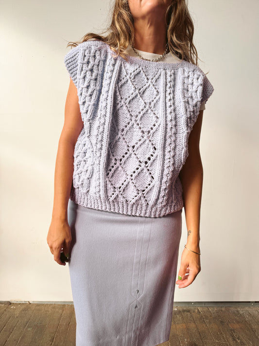 90s Hand-knitted Lilac Sweater Vest (L)