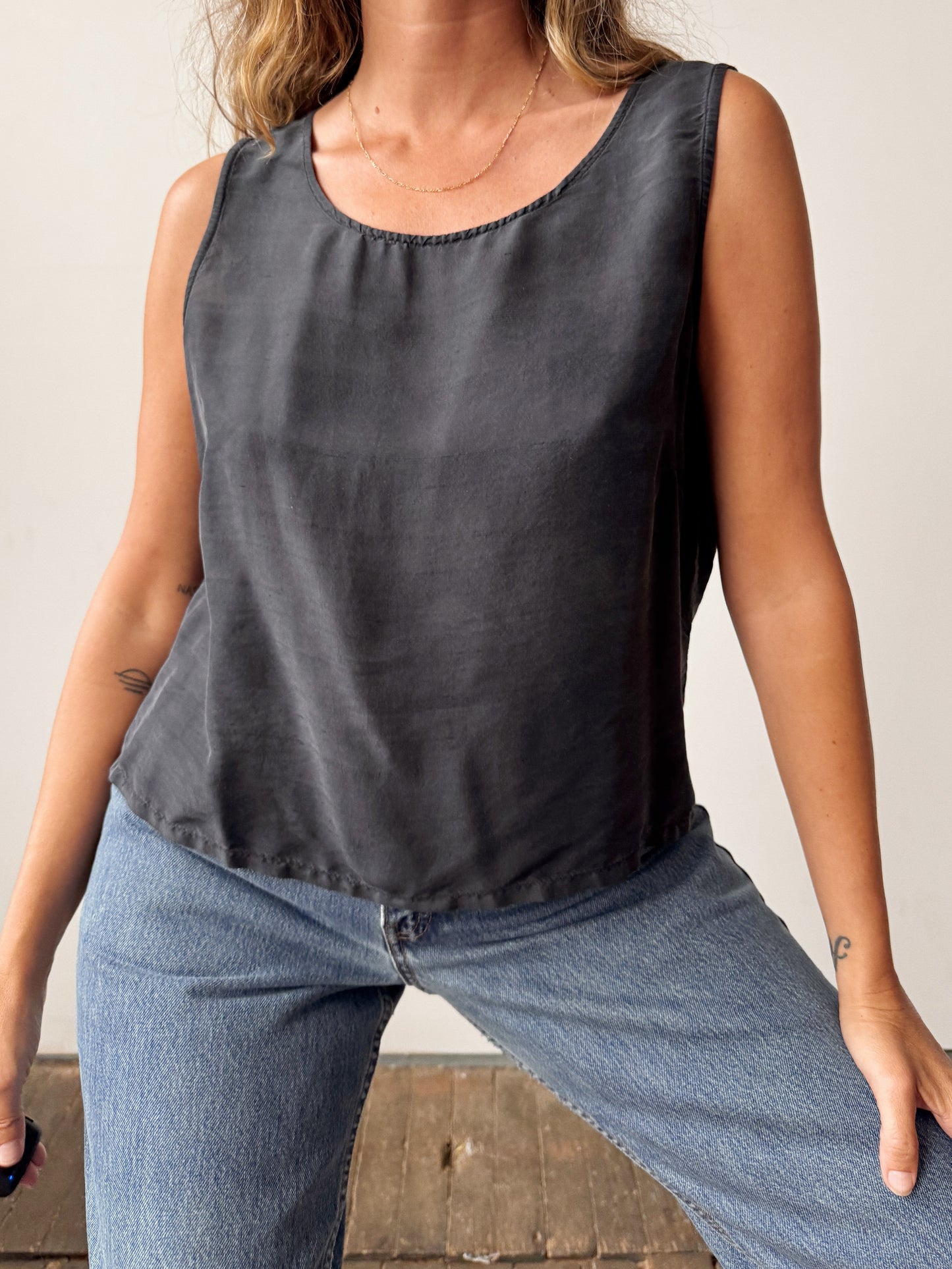 Silk 90s Black Sleeveless Tank (M)