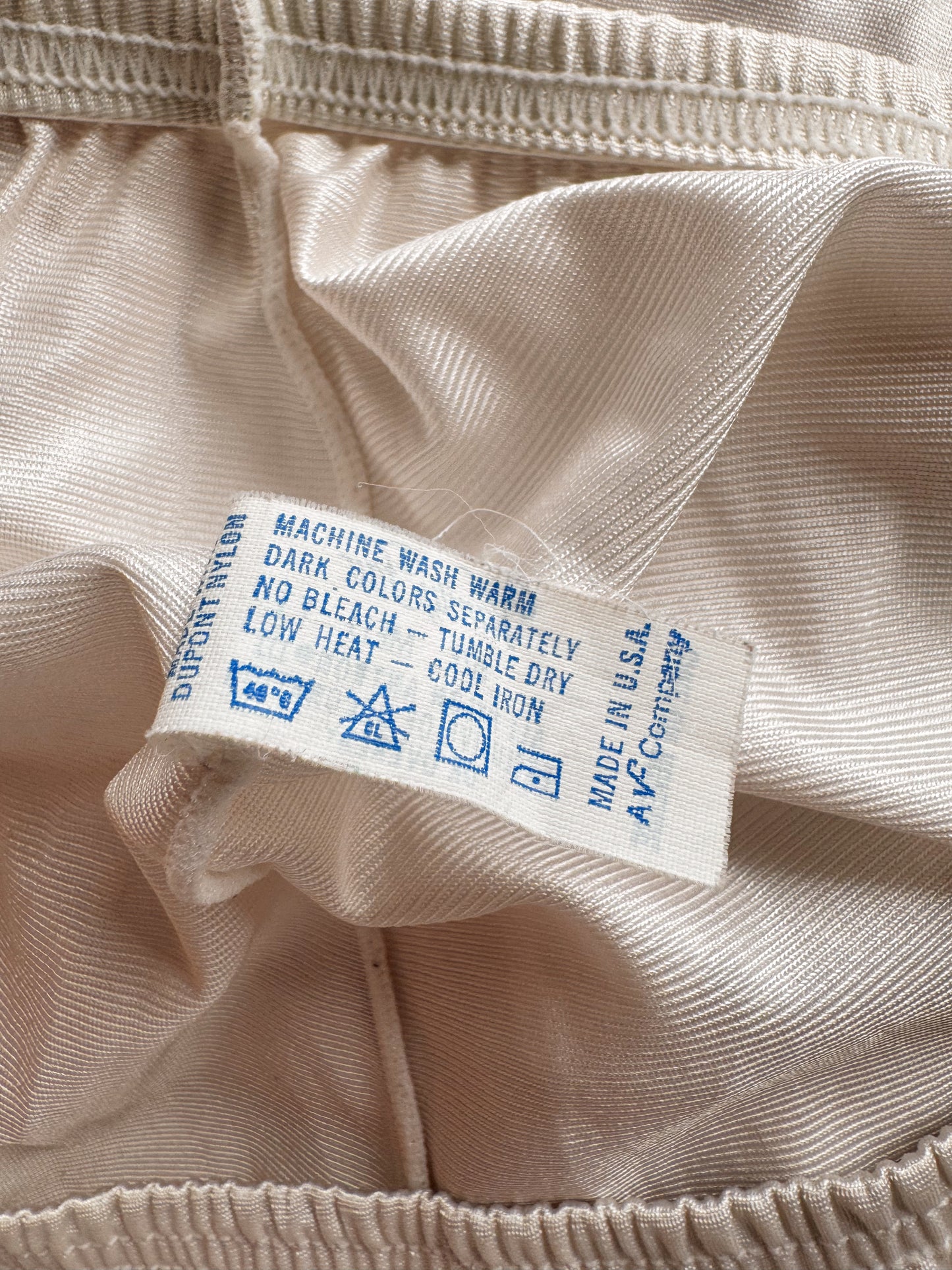 80s High Slit White Slip Skirt (26")