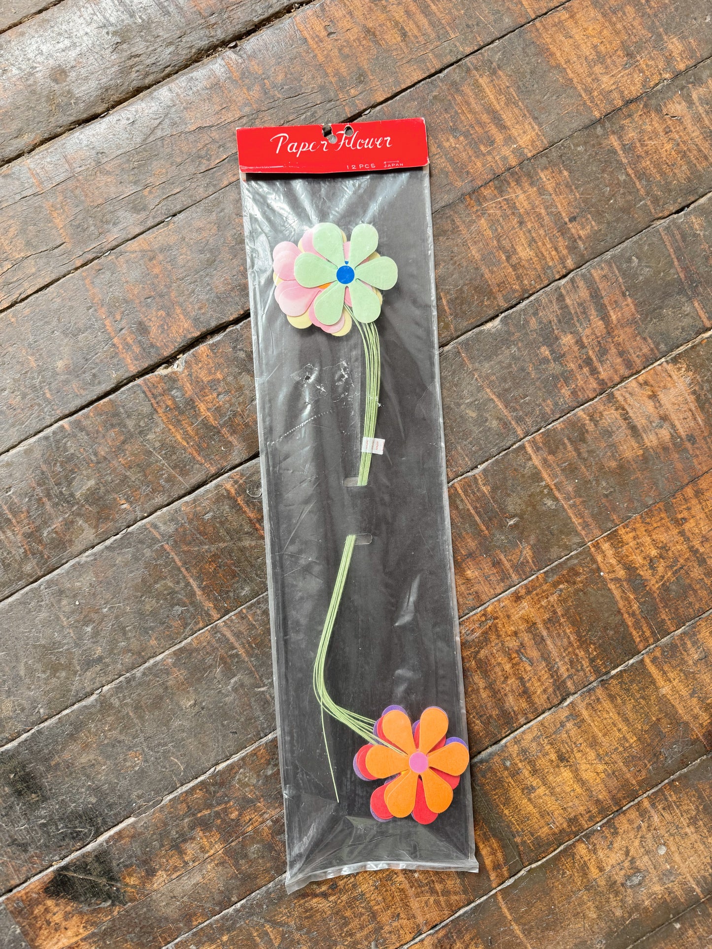 60s Japanese Paper Daisy Flowers, Unopened