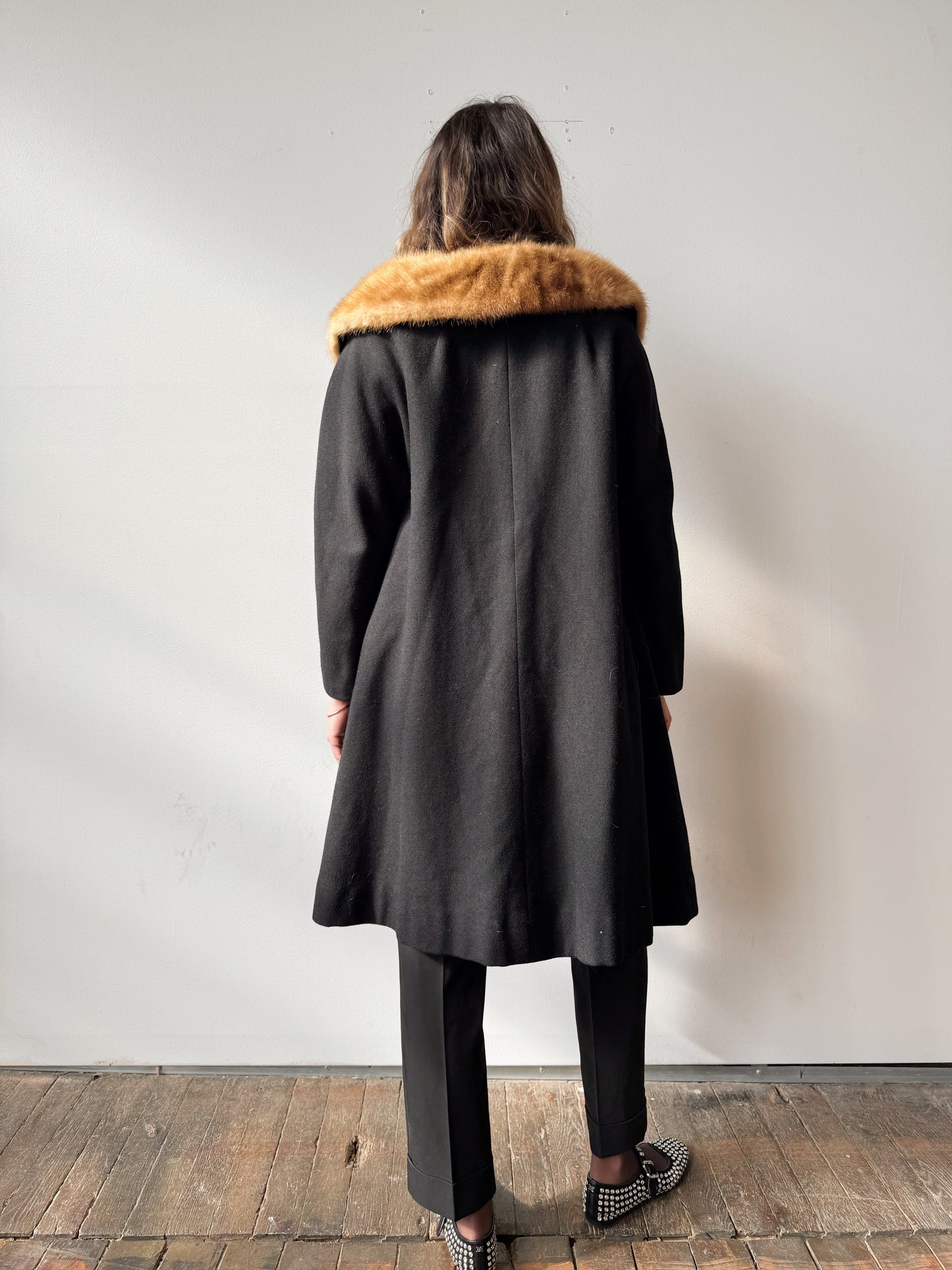 Vintage Miss Topper Wool Coat with Mink Collar (M))