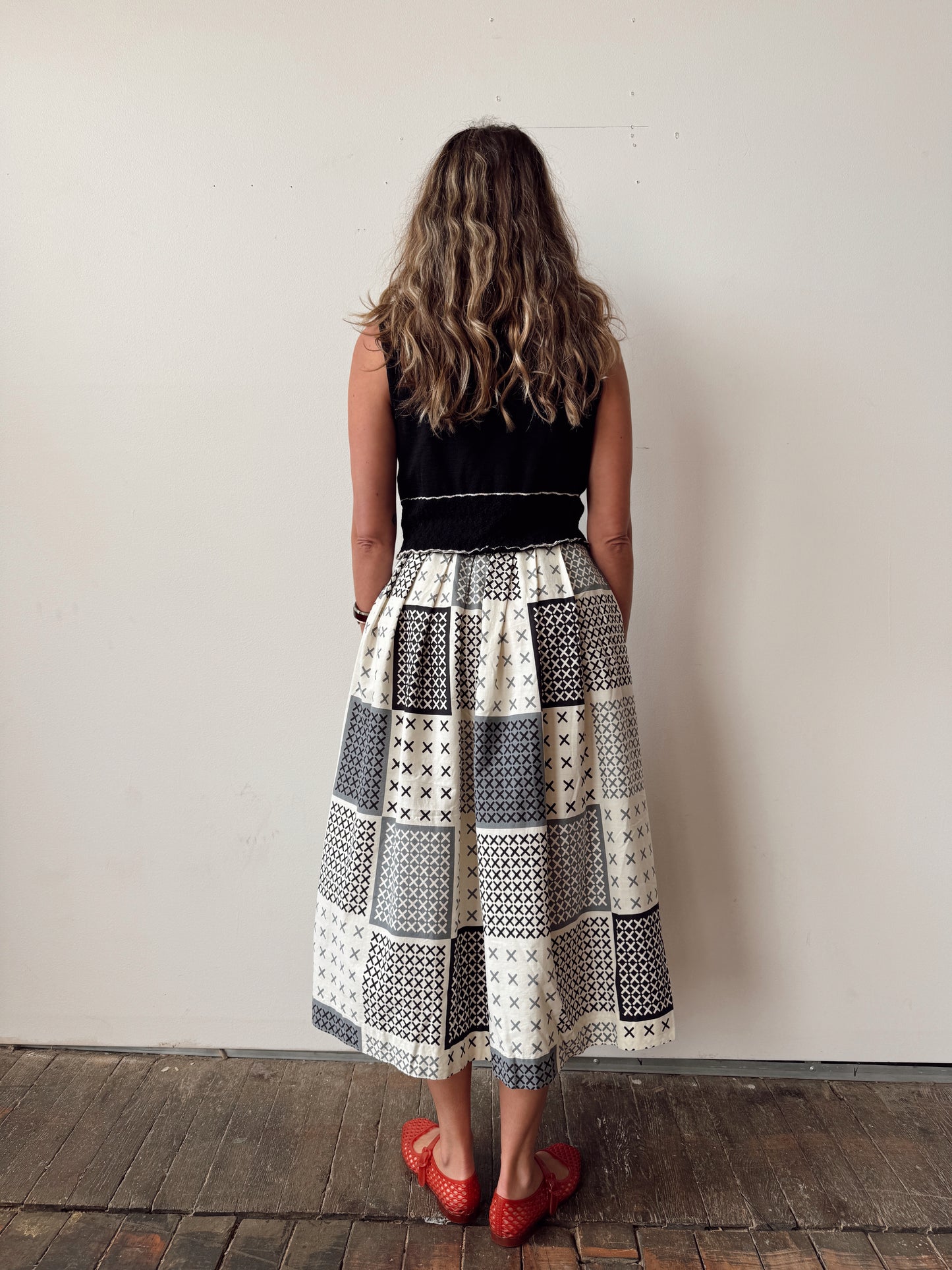 Wool St. John Sleeveless Knit Top (S)