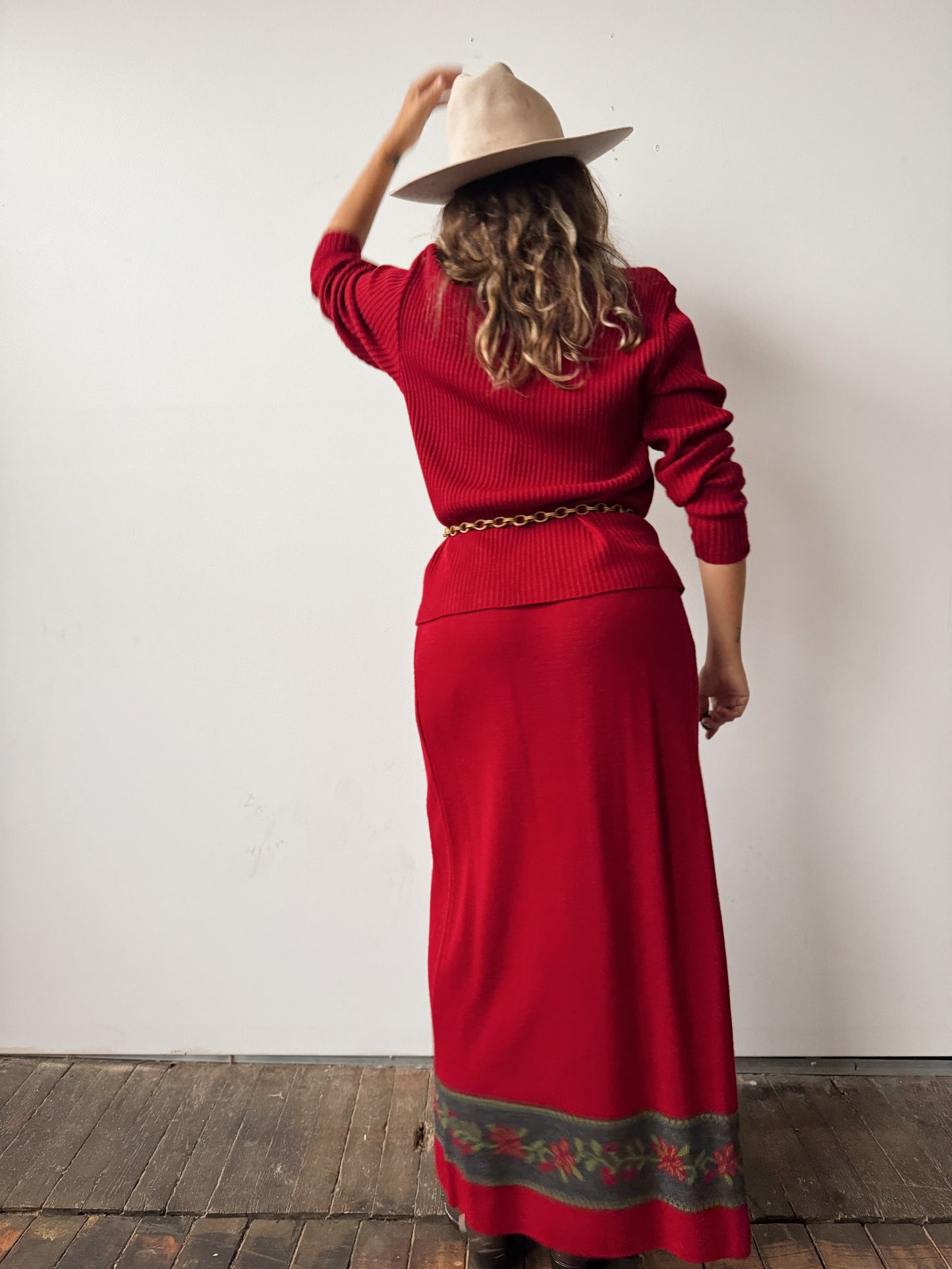 Plaza South Knits 90s Fringe Knit Sweater Set (M)