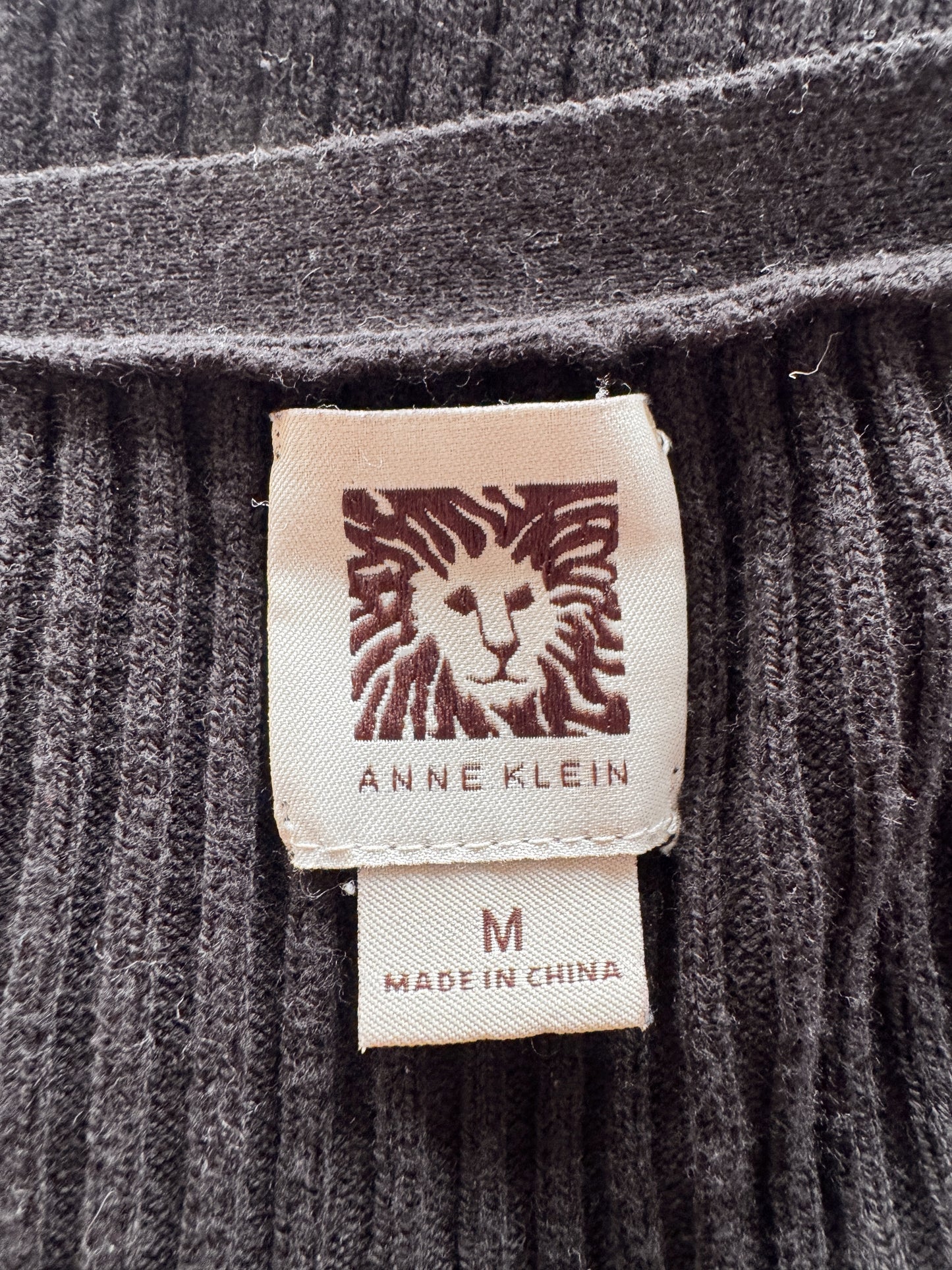 Ribbed 00s Collegiate Cardigan (M)