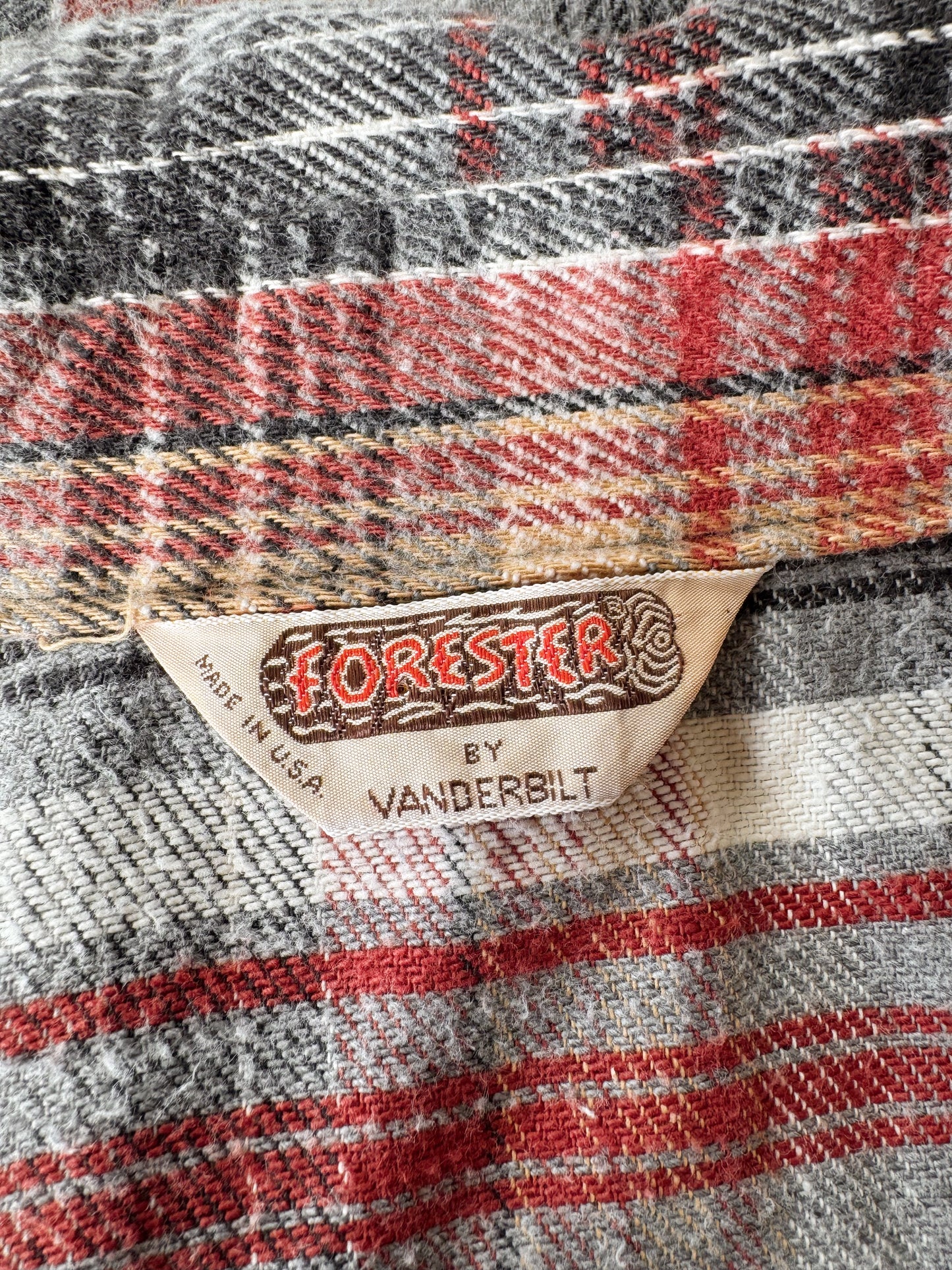 Plaid 80s Forester Vintage Flannel (M)
