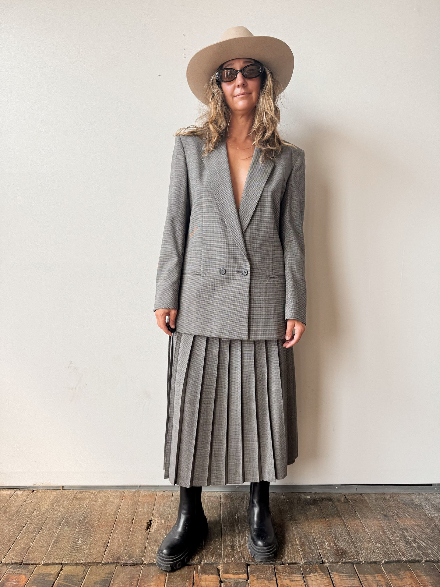 Houndstooth 90s Pleated Skirt with One Button Blazer Skirt Suits (28")