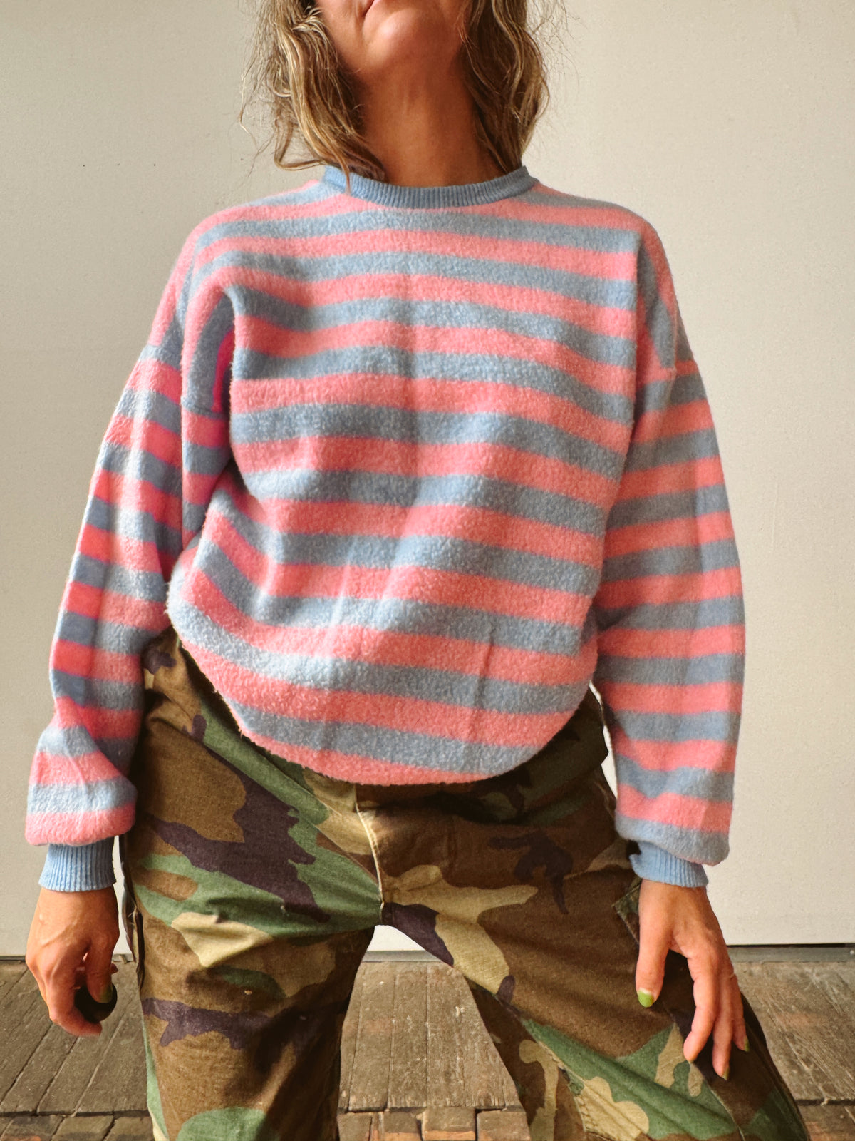 Fuzzy 80s Striped Crewneck Sweatshirt (M)