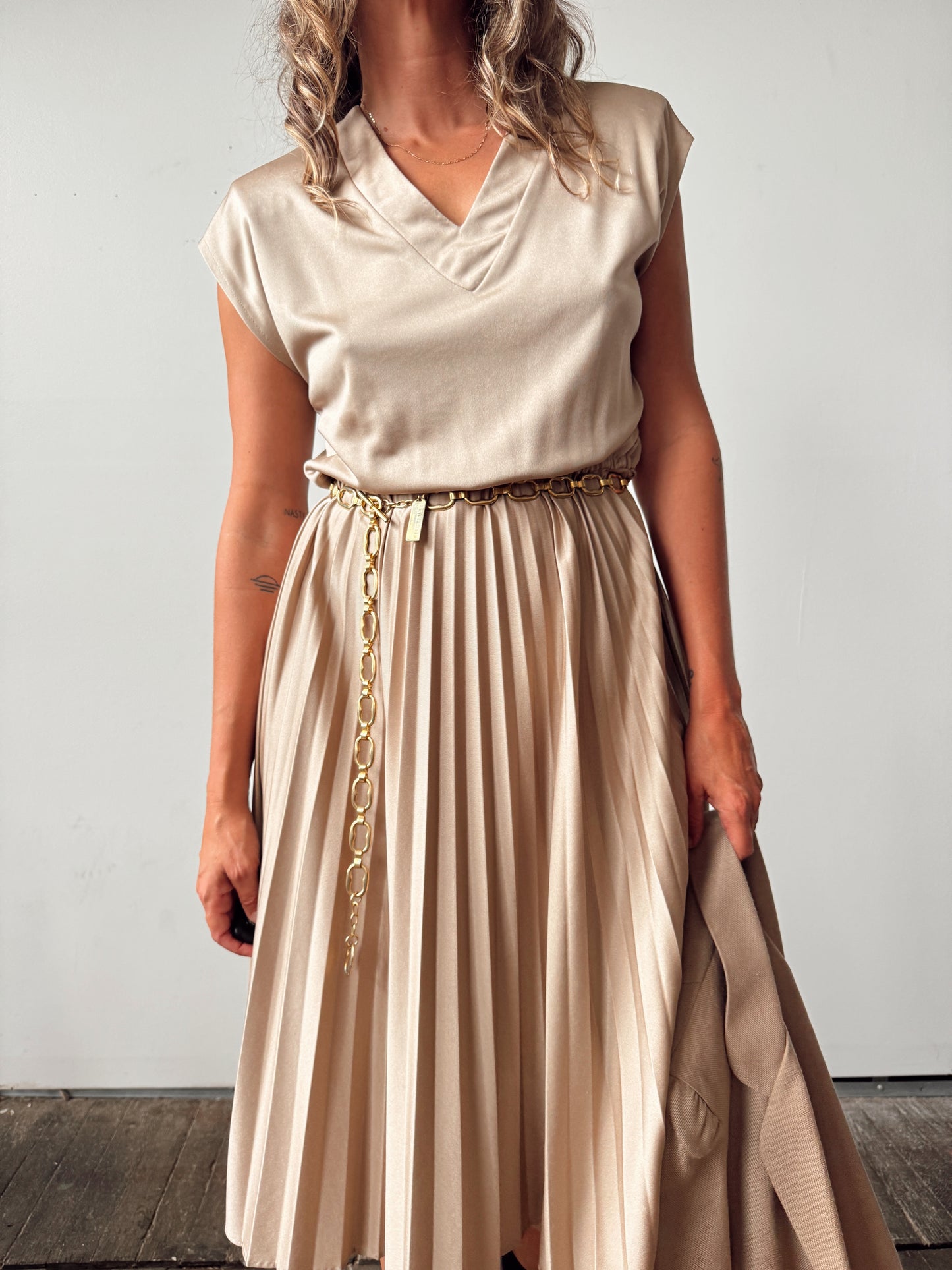 Pleated Beige V-Neck Dress and Cropped Jacket (M)