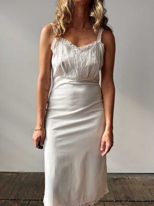 60s Vintage Embroidered White Slip Dress (M)