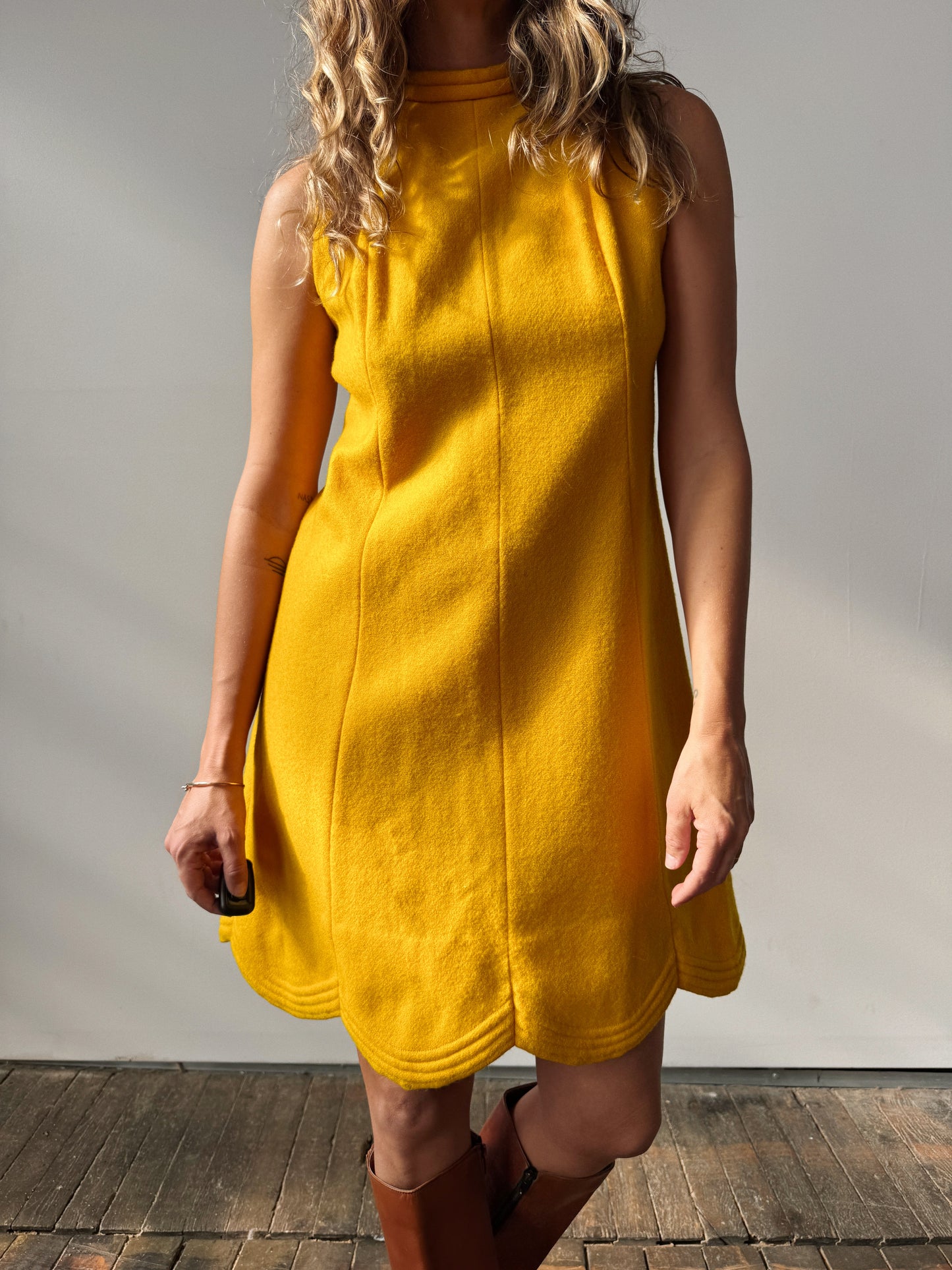 Marigold 60s Wool Scalloped Shift Dress (S)