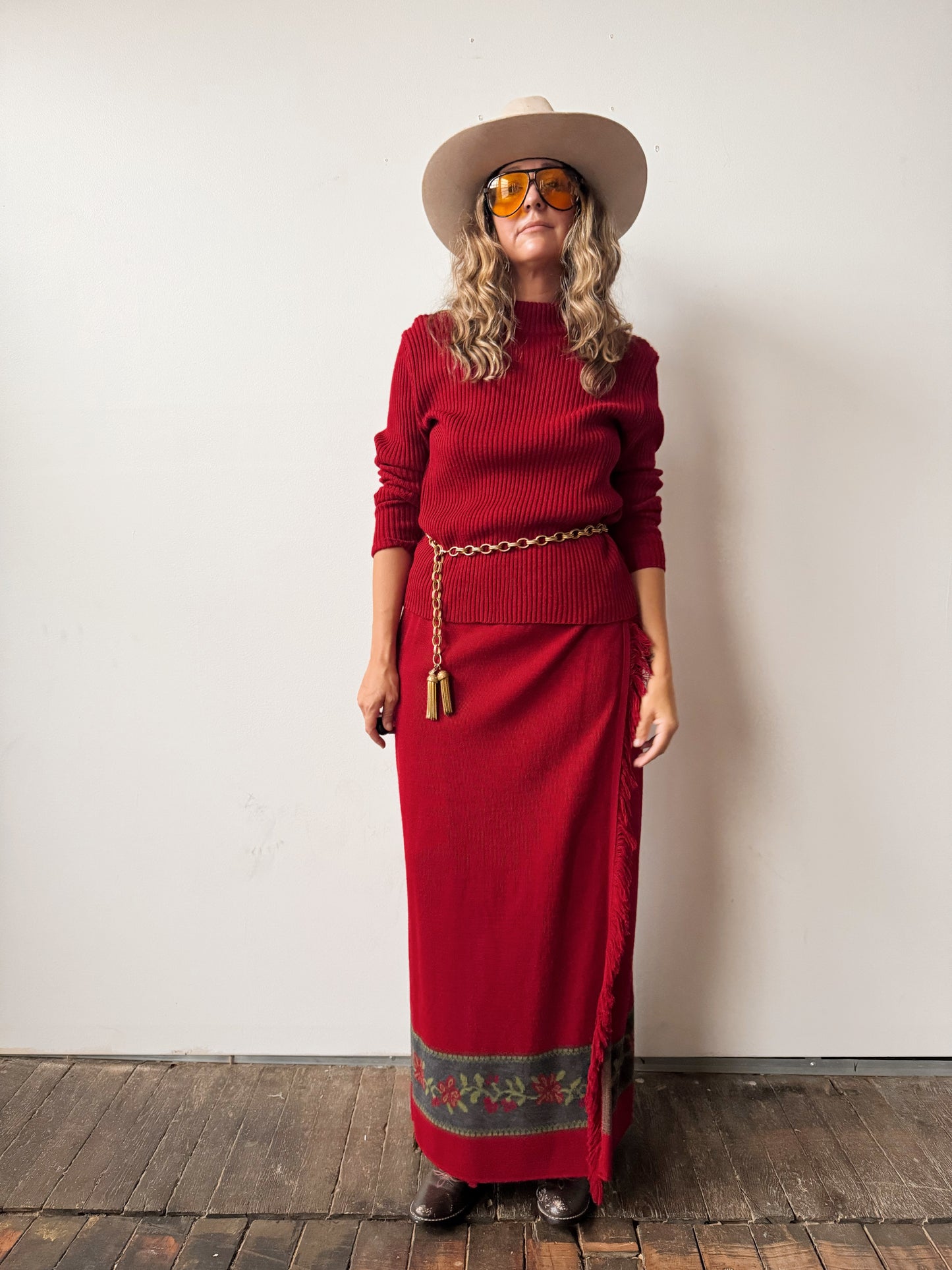 Plaza South Knits 90s Fringe Knit Sweater Set (M)