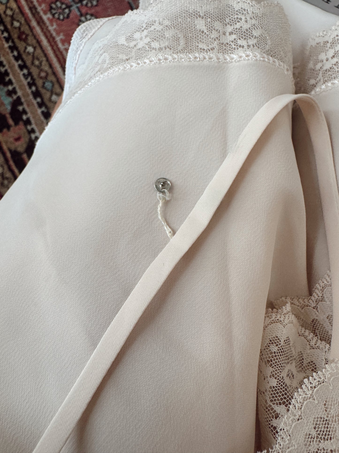 60s Bow Applique Cream Lace and Satin Camisole (S)