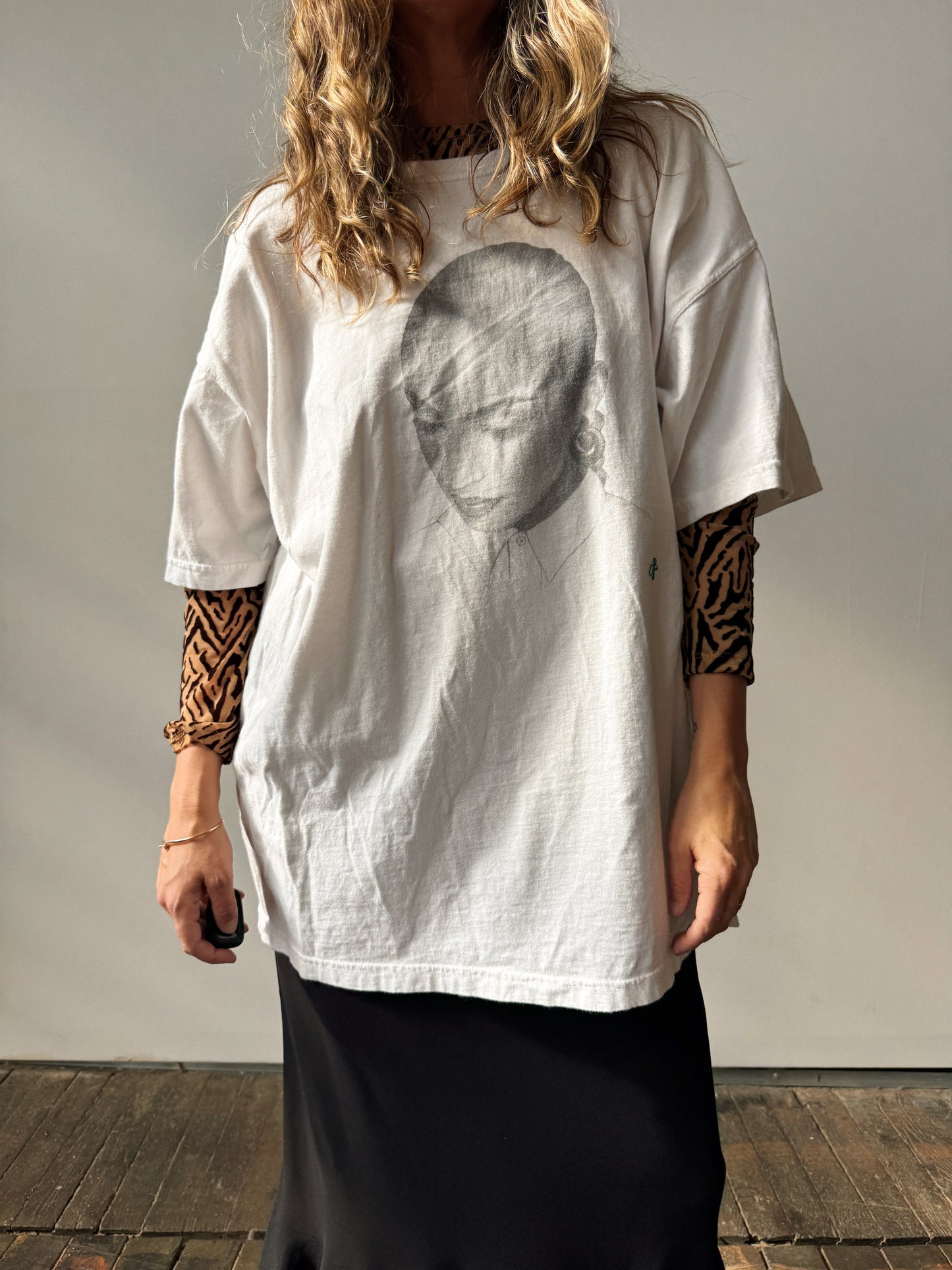 Sade Infinite Archives T-Shirt (XL)