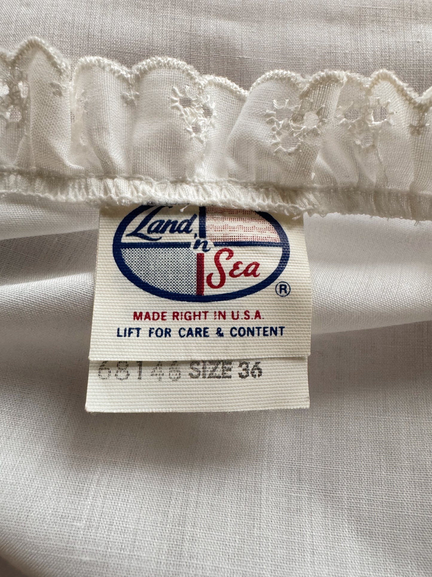 Eyelet White 70s Peplum Blouse (M)