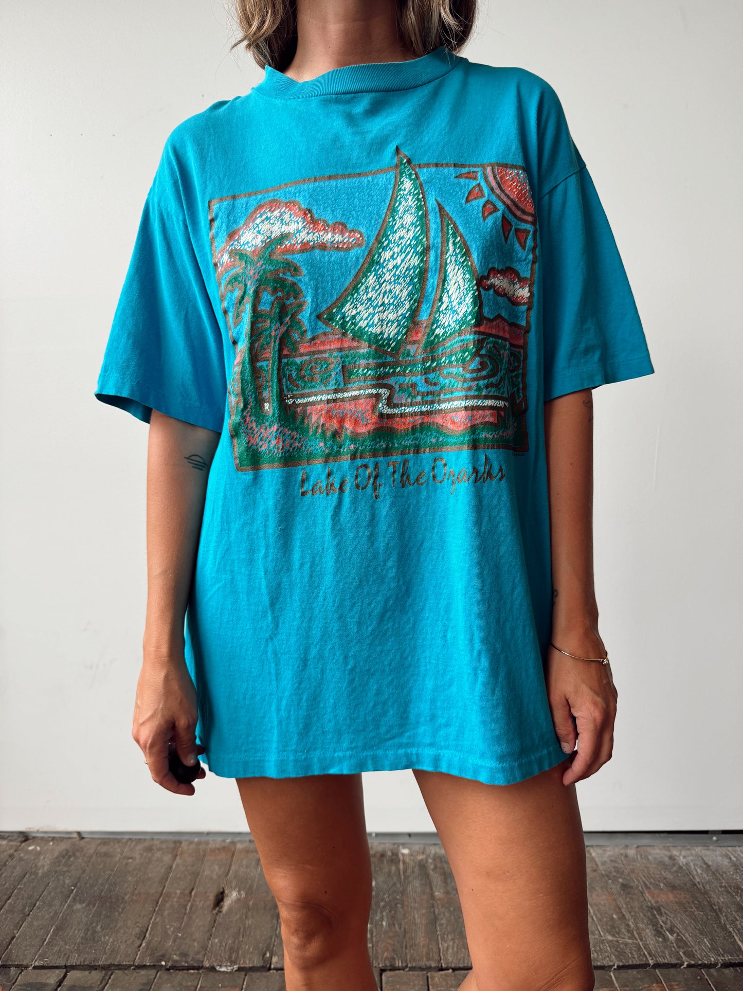 Lake of the Ozark 90s Souvenir T-Shirt (XL)