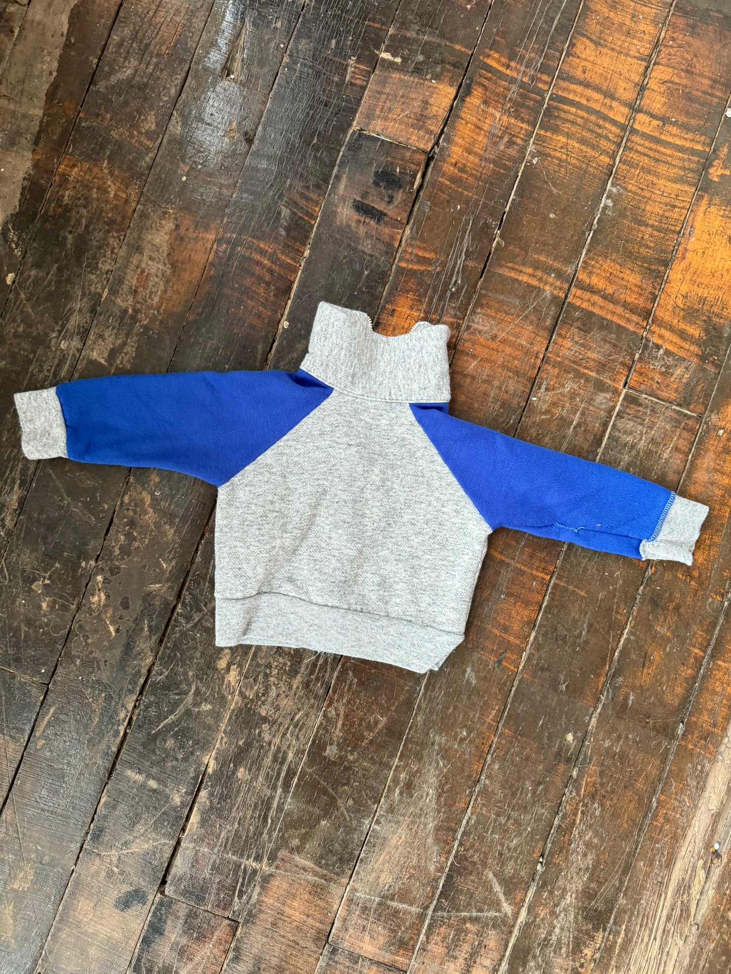 90s USA Activewear Zip Sweatshirt