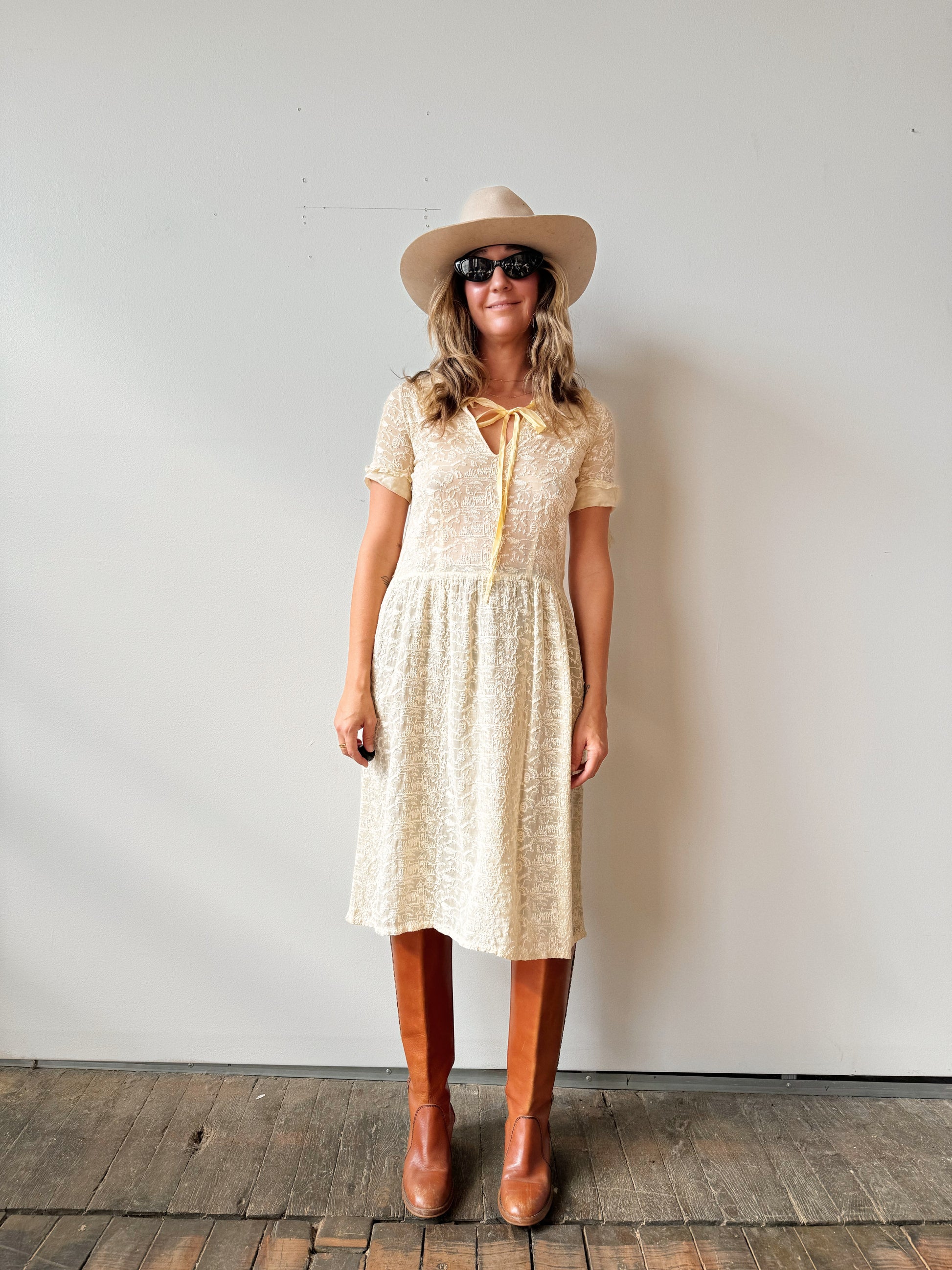 1920s Embroidered Cotton Dress (S) dry vtg and 1920s Embroidered Cotton Dress (S) dry vtg and