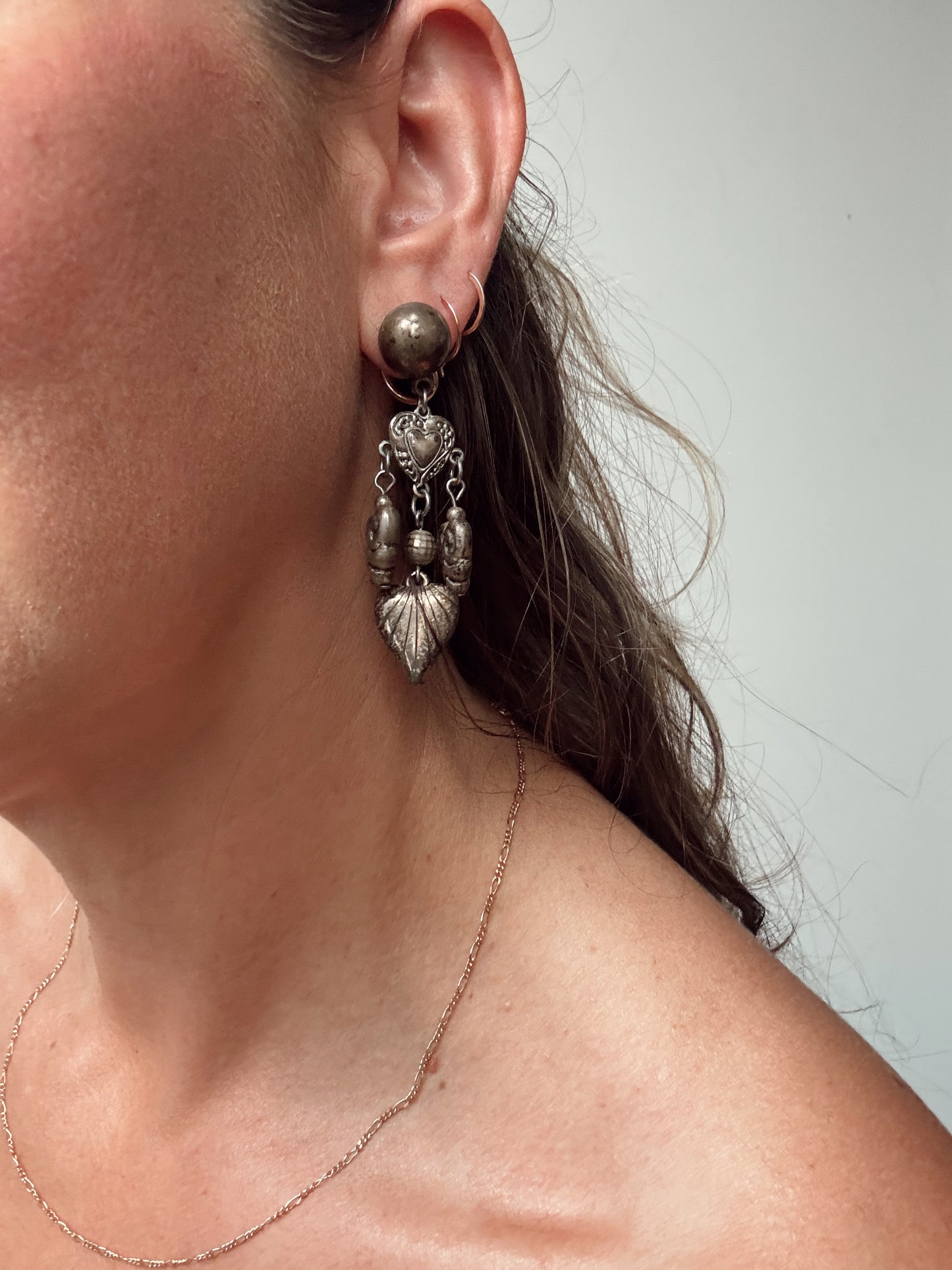 Patina 90s Heart Dangle Earrings