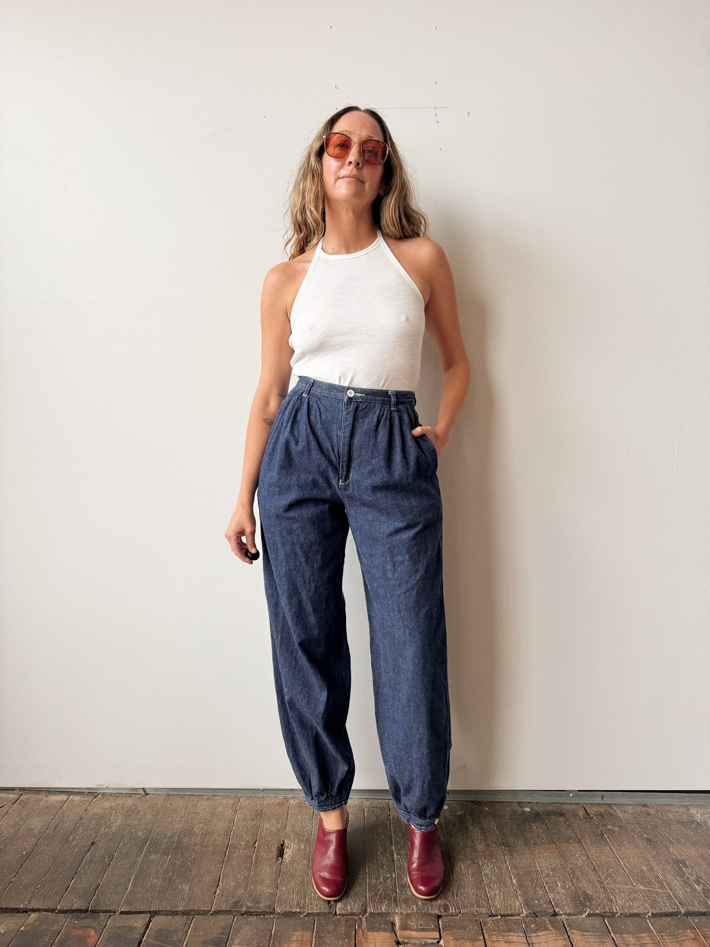 70s Cotton Gloria Cuffed Denim Jeans (25")