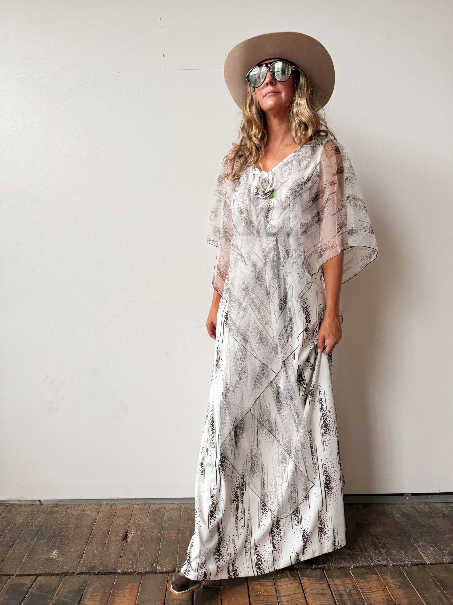 70s Brown and White Sheath Layered Dress (M)