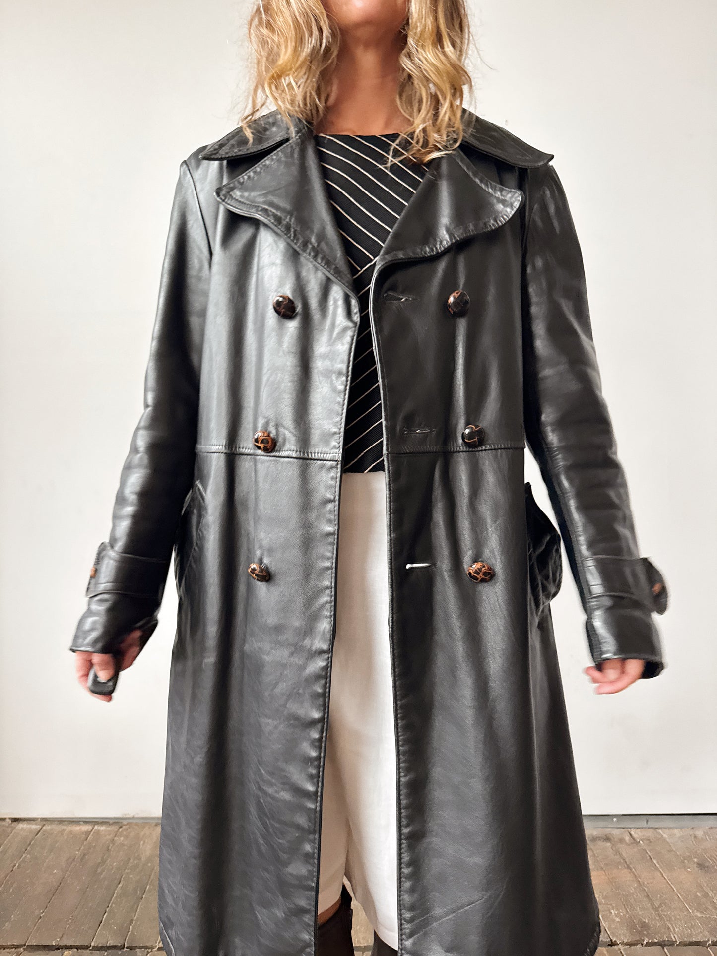 60s Oversized Leather Trench Coat with Flannel Lining (XL)