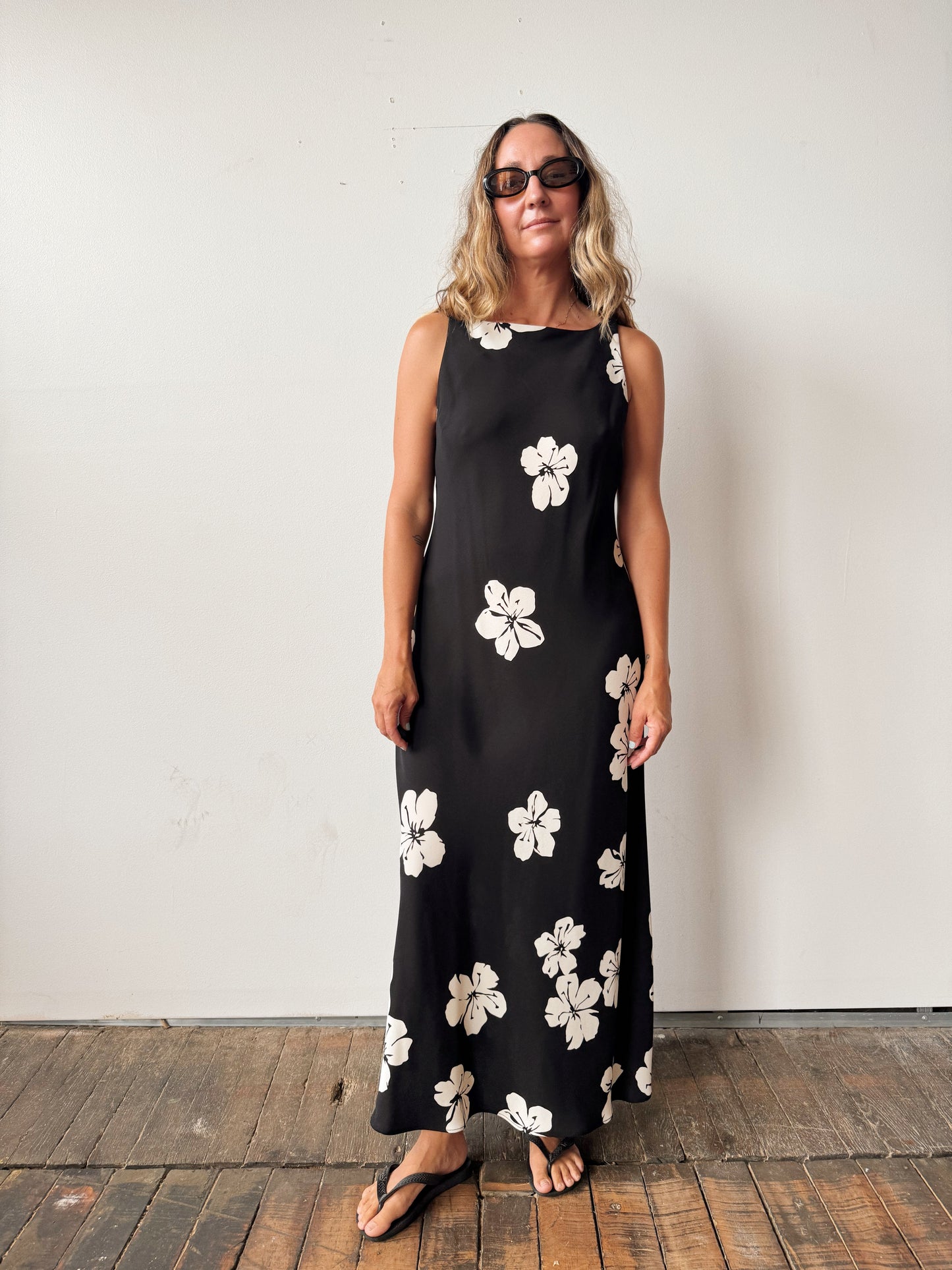 Hibiscus Black 90s Dress (M)