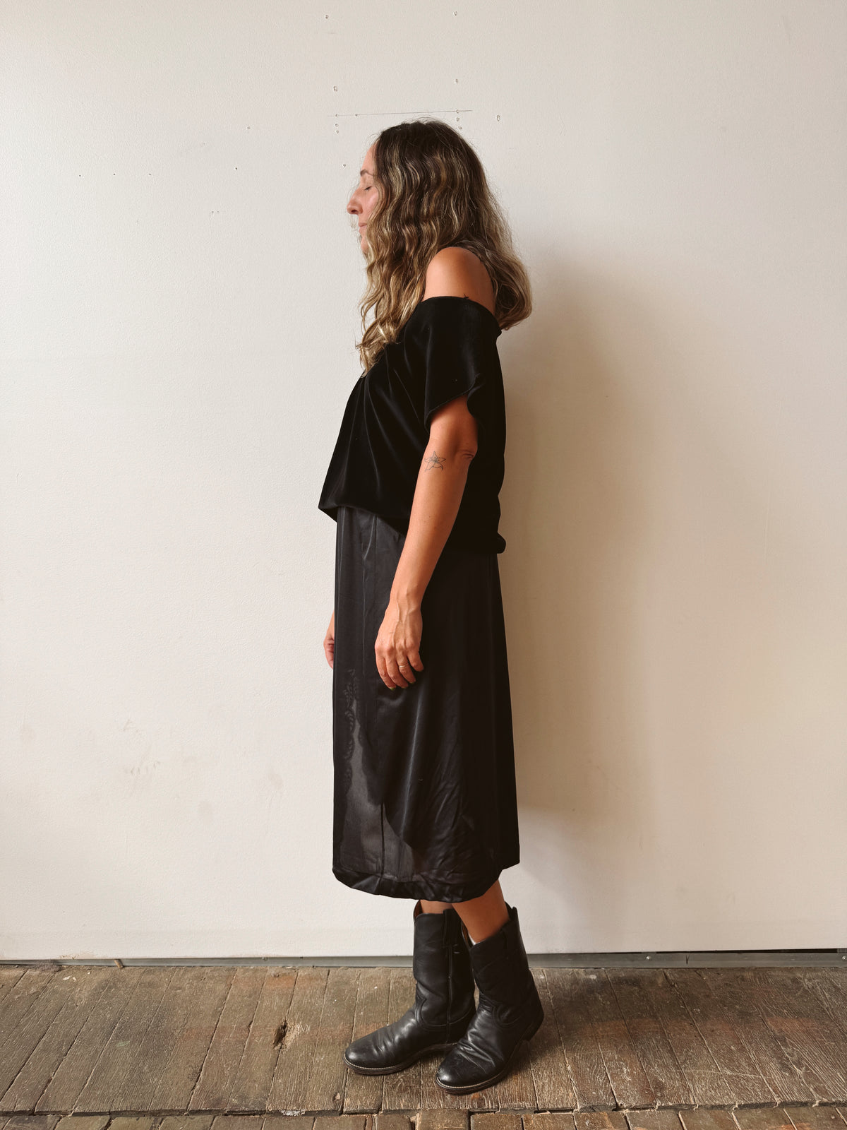 80s Sears Nylon Lace Black High-Slit Slip Skirt