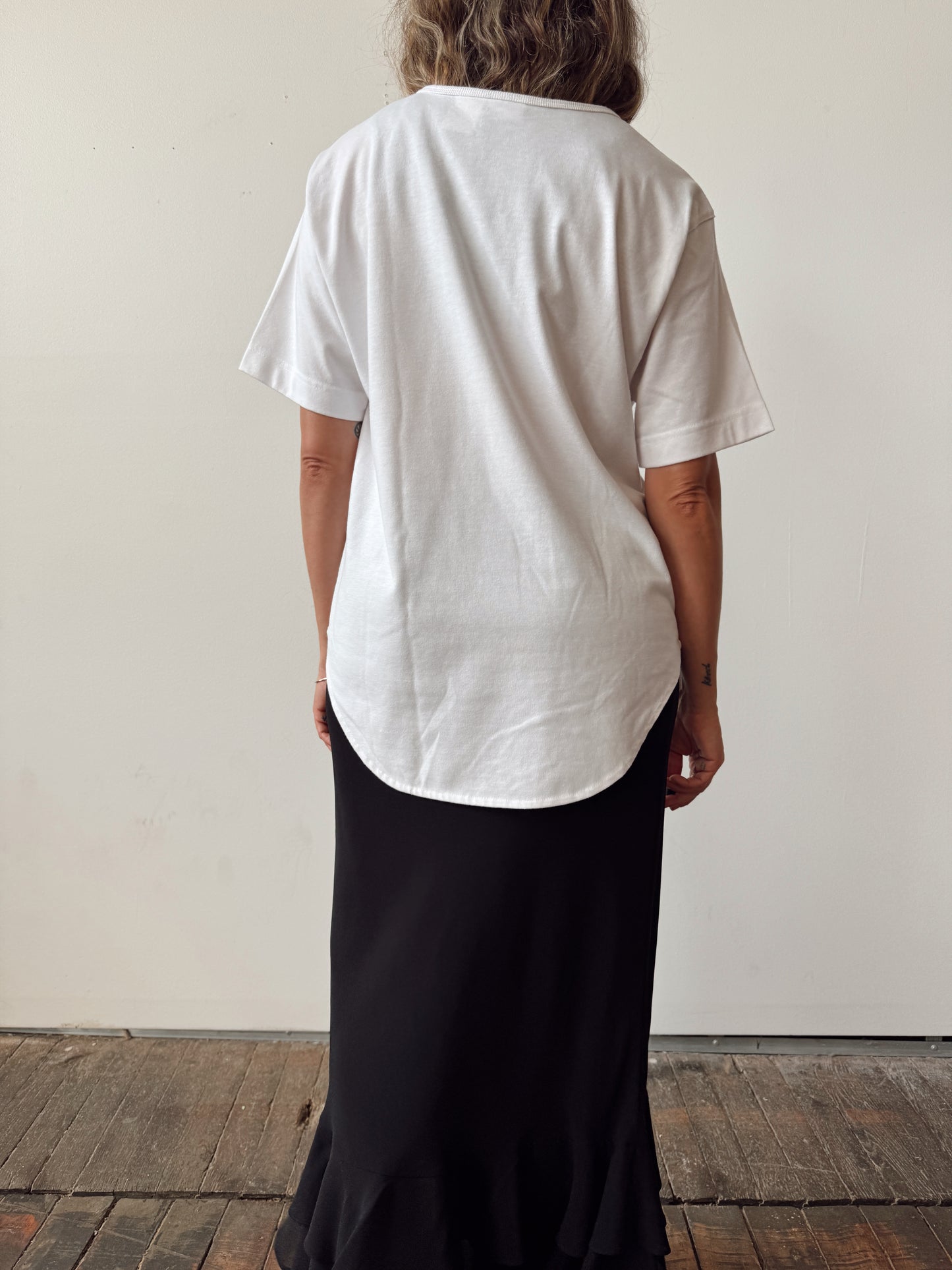 Sun and Flower Textured High-Slit 90s T-Shirt (M)