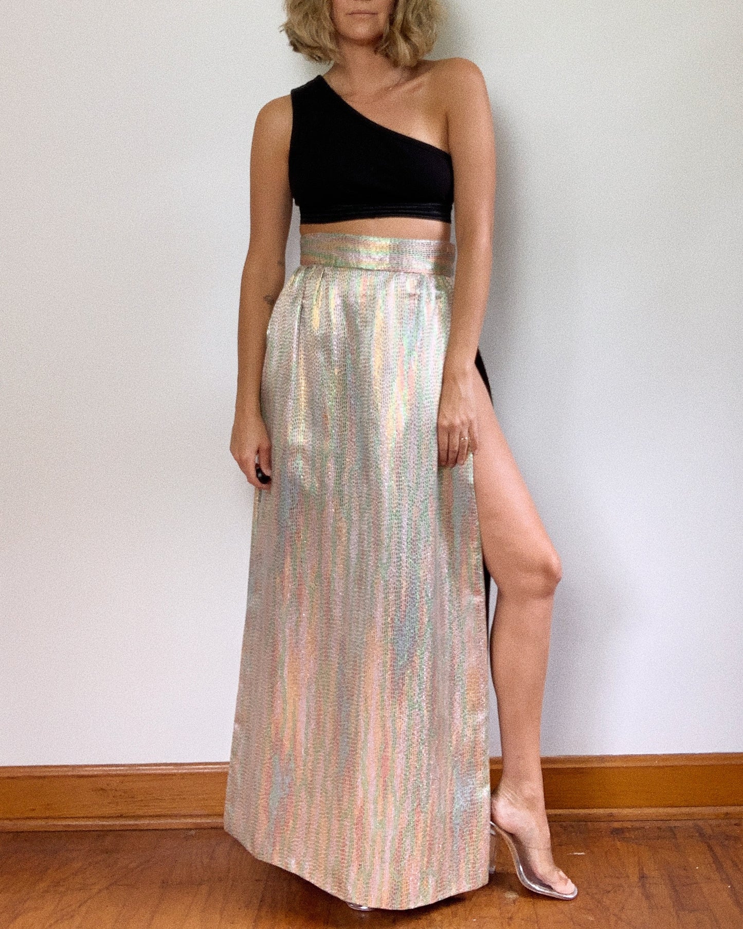 HIGHEST DOUBLE SLIT LAMÉ SKIRT / 27'