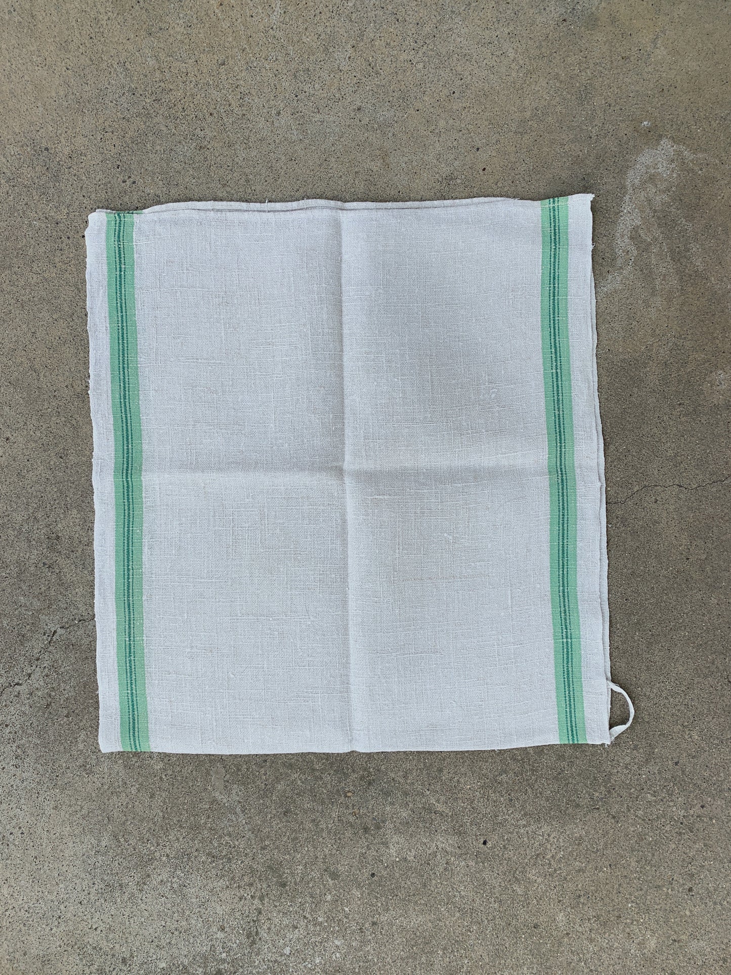GREEN LINEN TOWELS SET OF 2