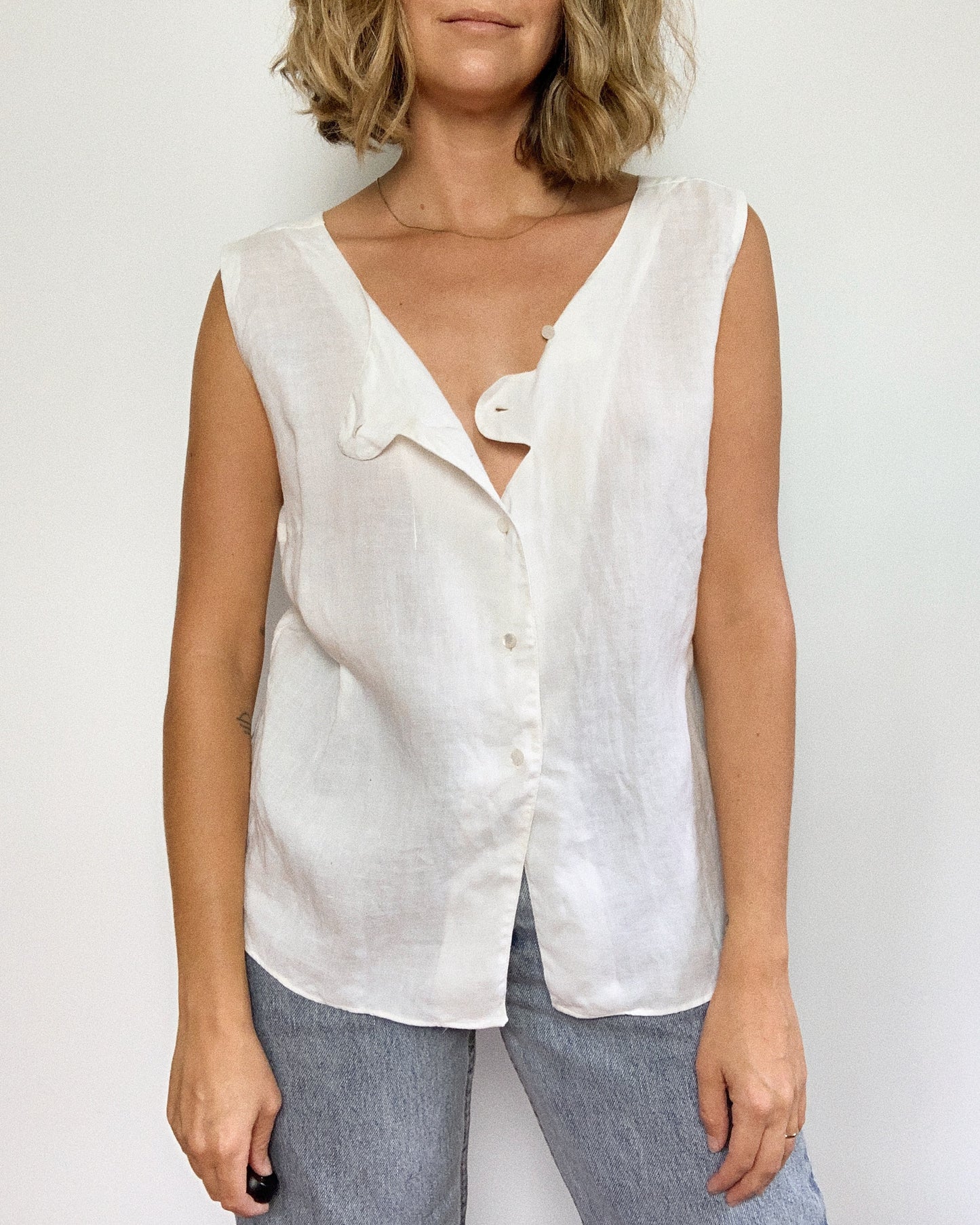 LINEN CROSSOVER TANK / MEDIUM