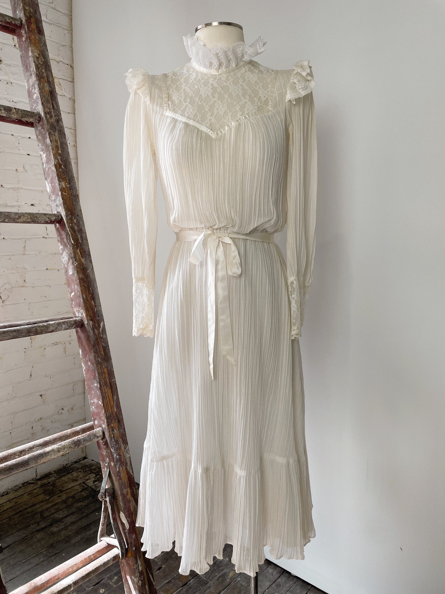 Act I New York 70s Cotton Lace Dress