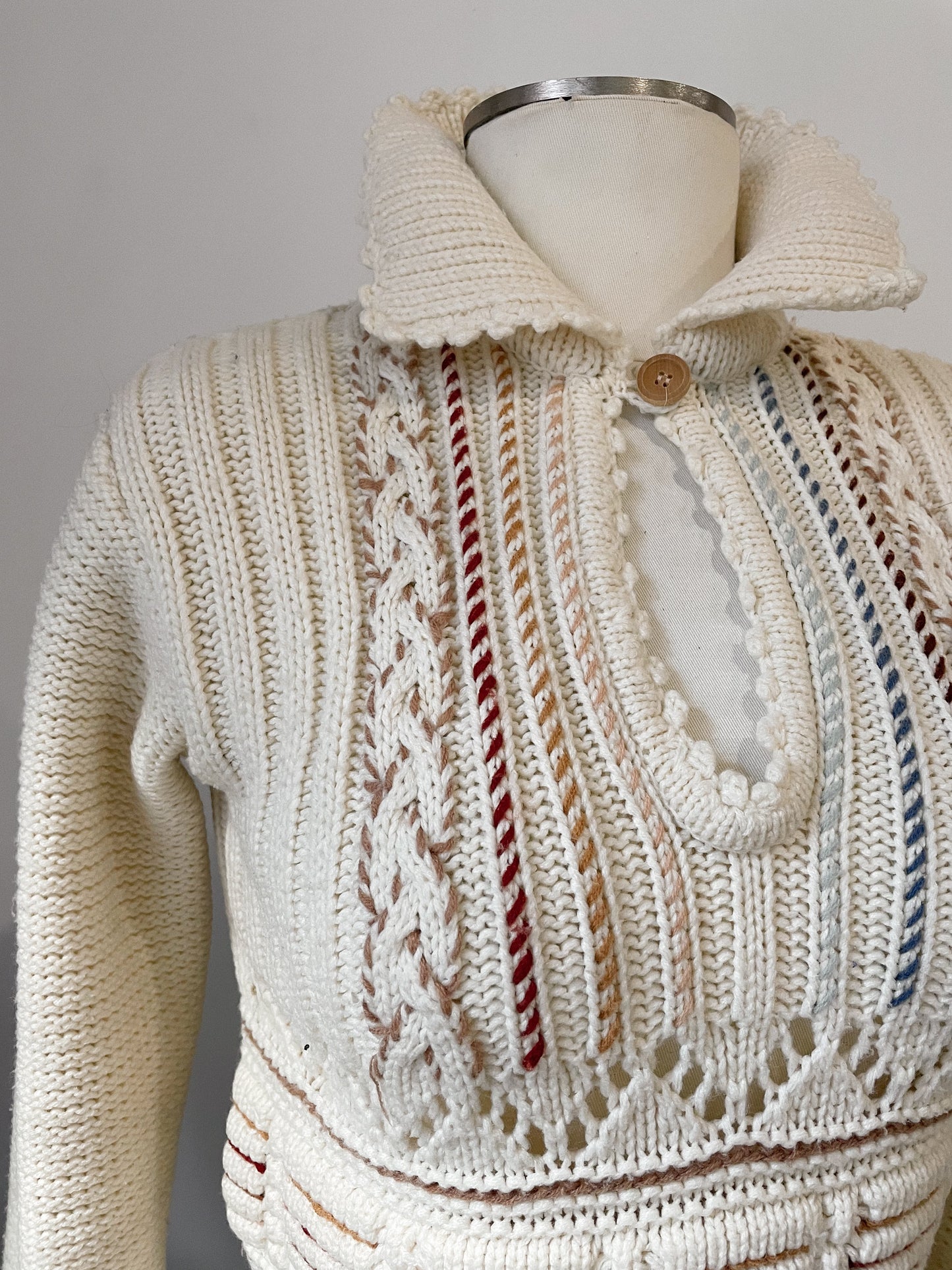 70s-Inspired Farrah Keyhole Sweater